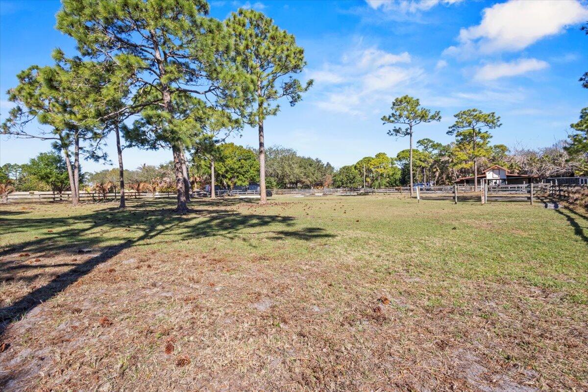 ST LUCIE GARDENS - Residential