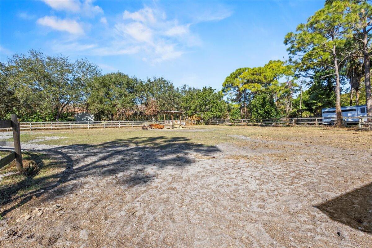ST LUCIE GARDENS - Residential