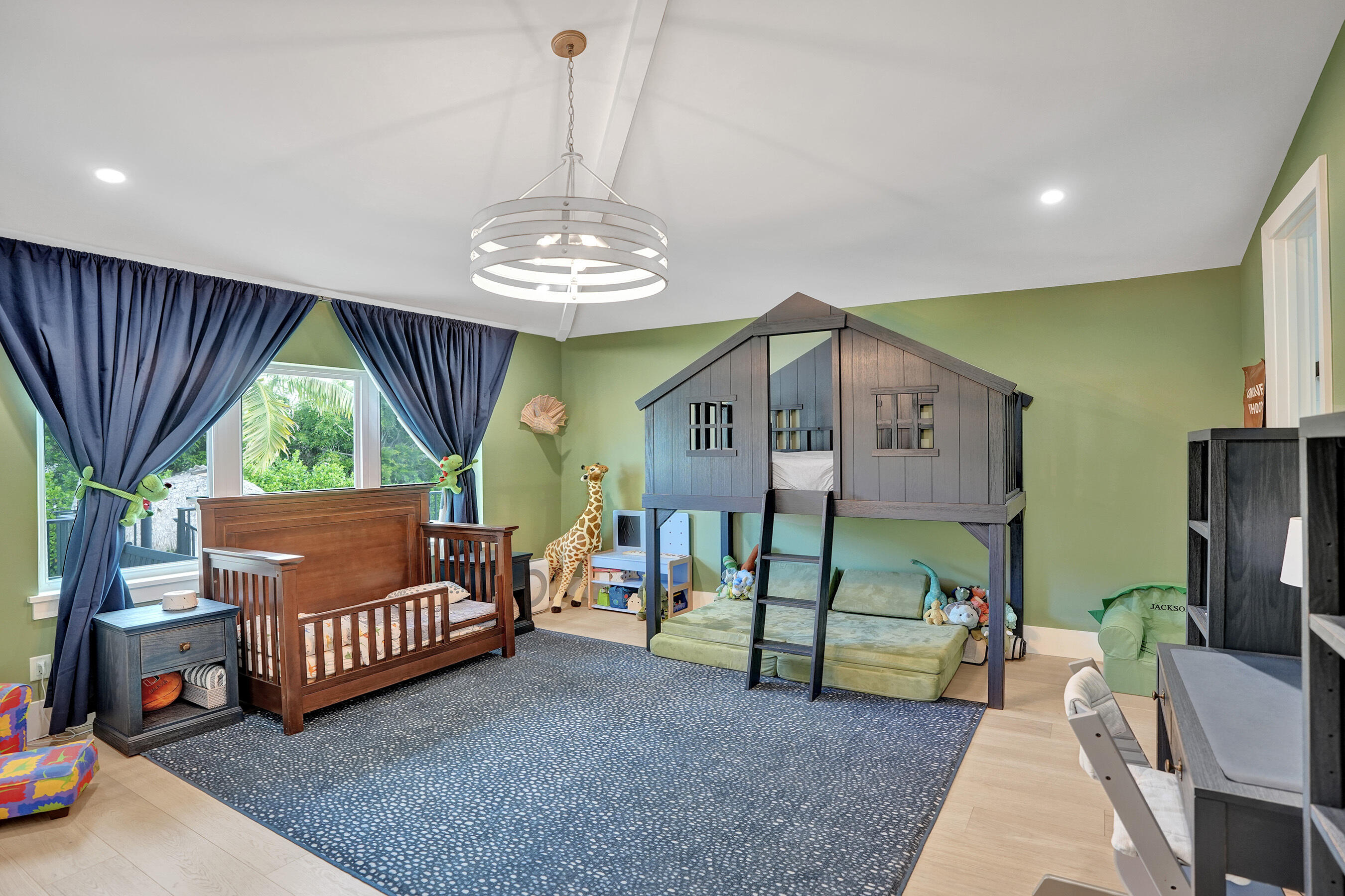 BEACH WAY HEIGHTS UNIT - Residential