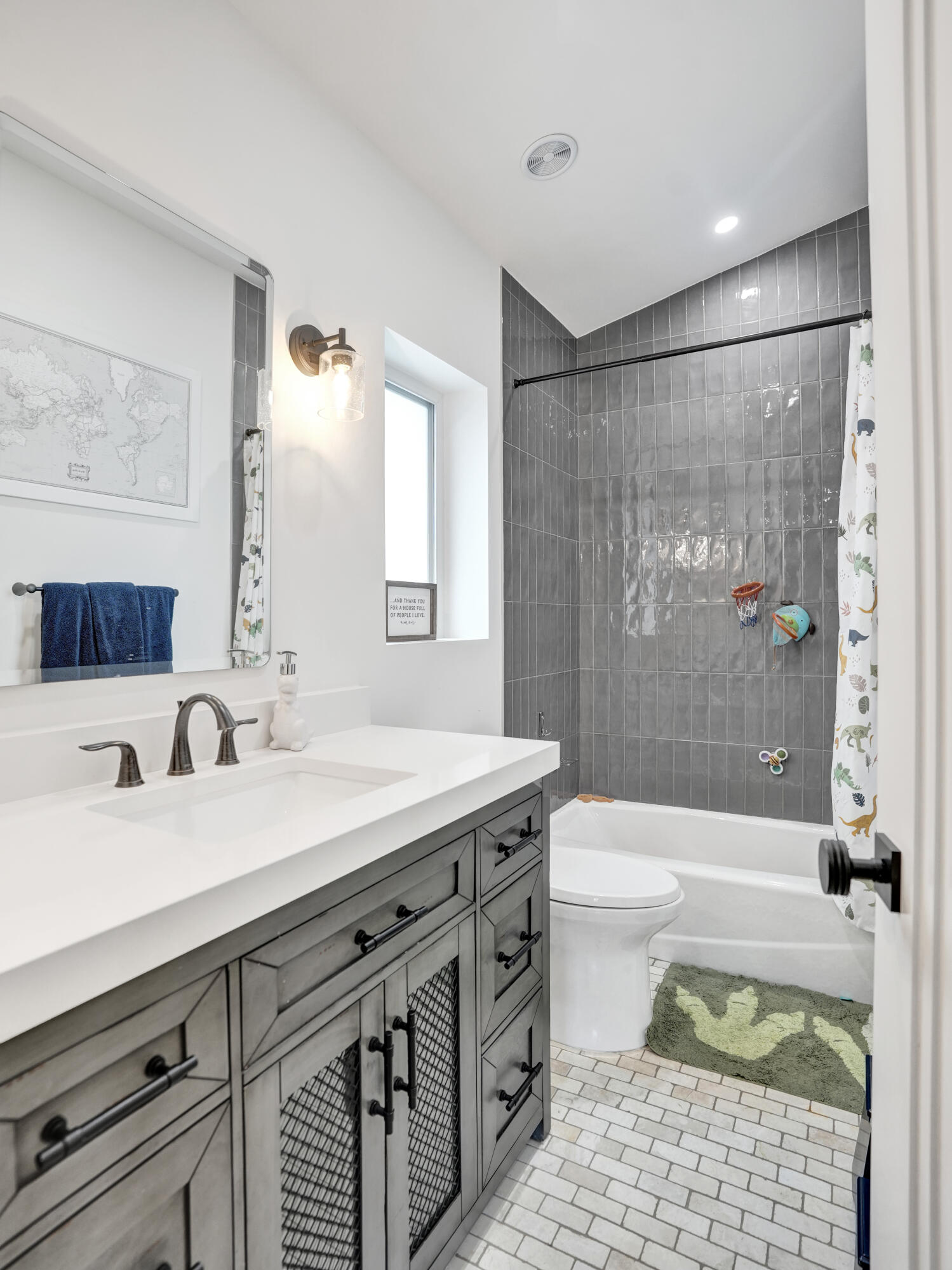 BEACH WAY HEIGHTS UNIT - Residential