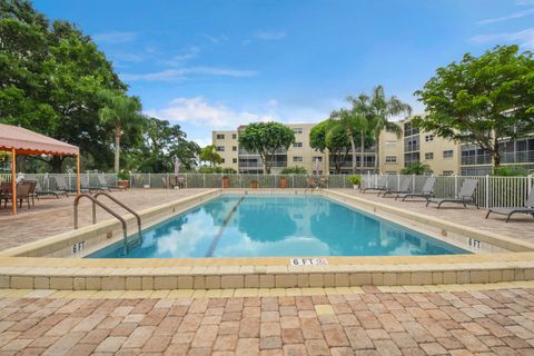 A home in Lake Worth