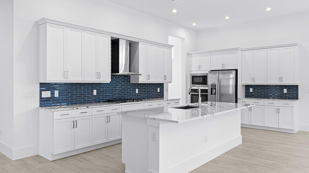 VERANDA ESTATES PHASE 1 - Residential