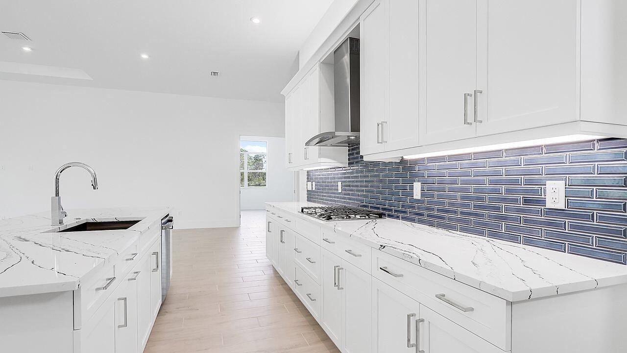 VERANDA ESTATES PHASE 1 - Residential
