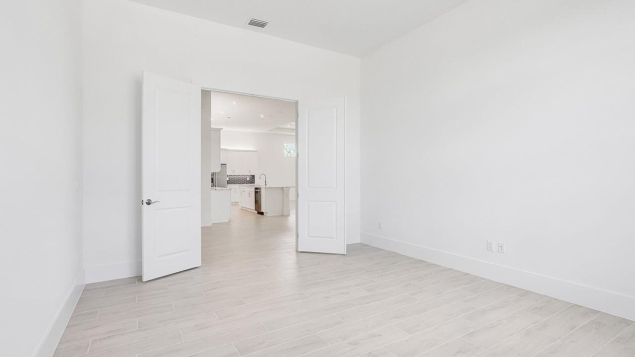 VERANDA ESTATES PHASE 1 - Residential