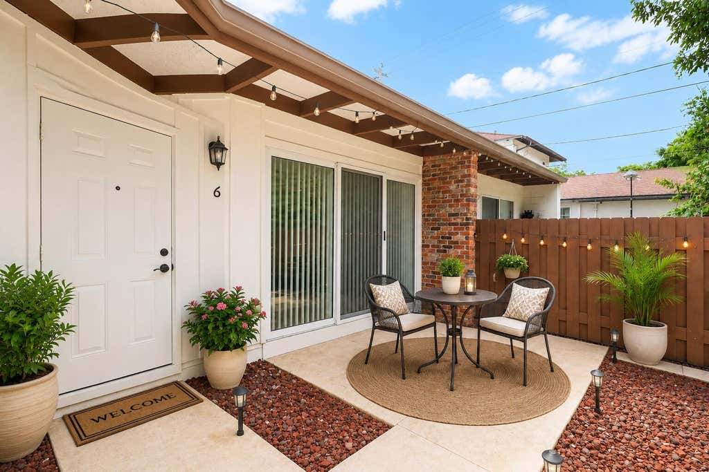 Photo of 704 Omar Road #6, West Palm Beach, FL 33405 (MLS # B26045041)