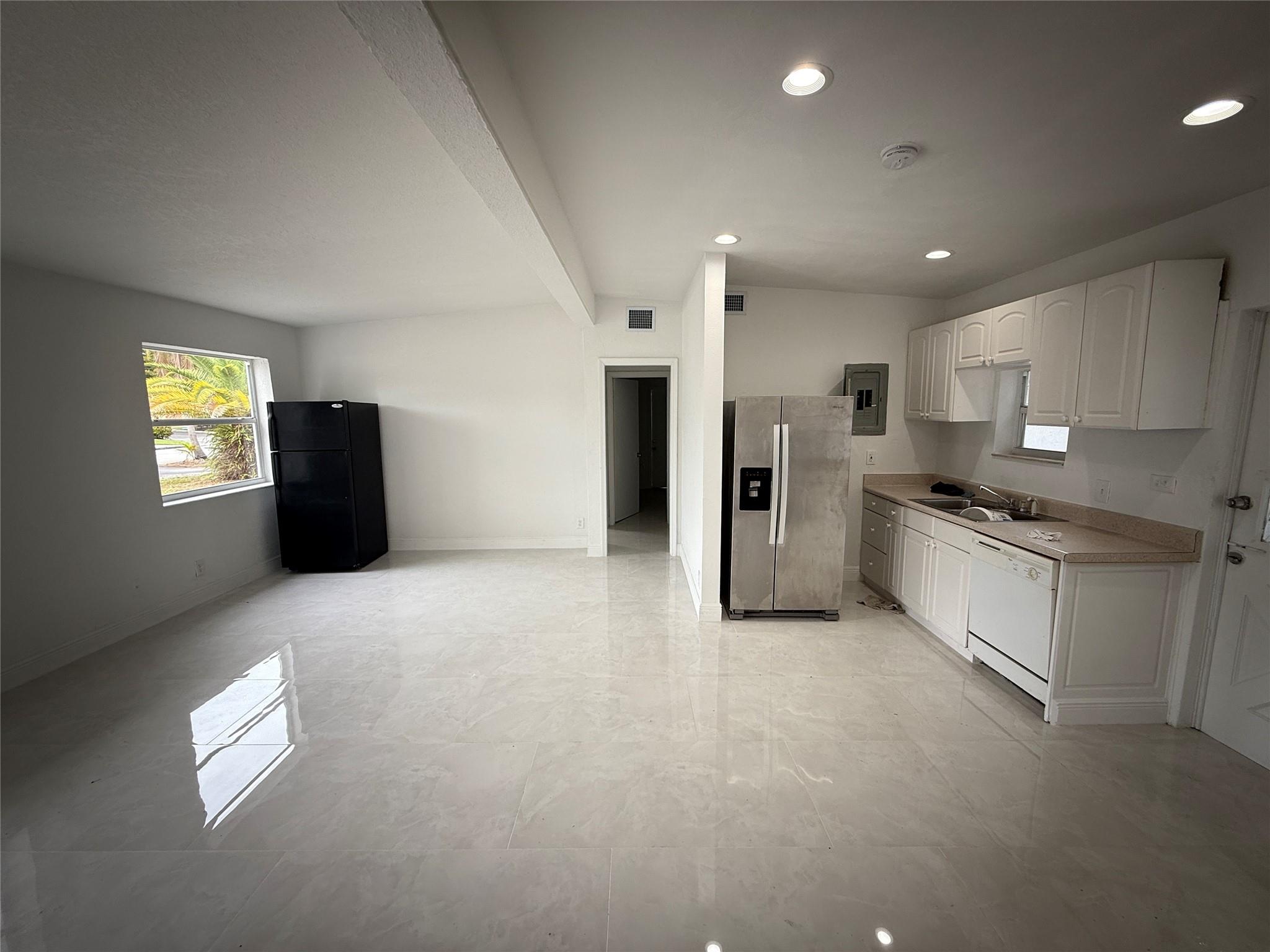 Pompano Beach Highlands 3 - Residential Lease