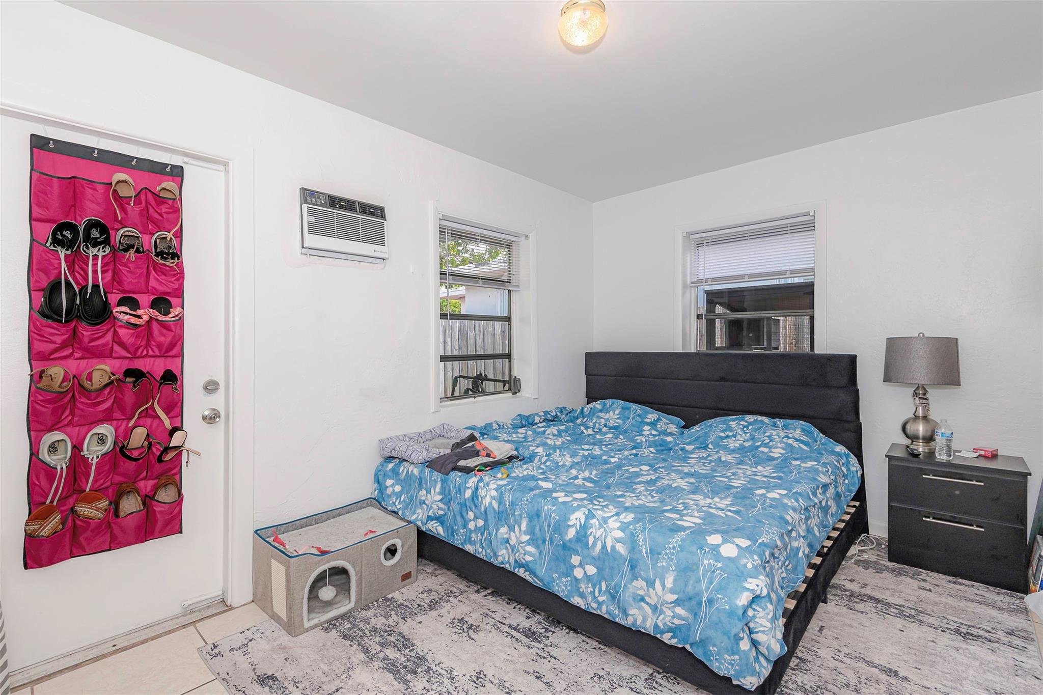 Hollywood Lawns 2-58 B - Residential Income