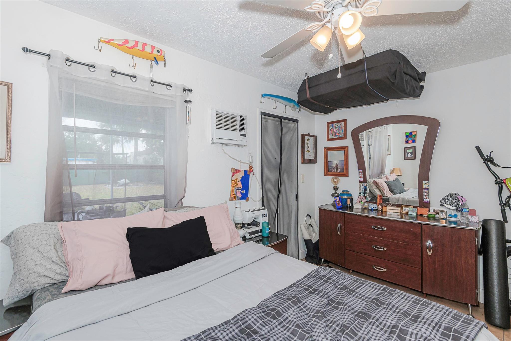 Hollywood Lawns 2-58 B - Residential Income