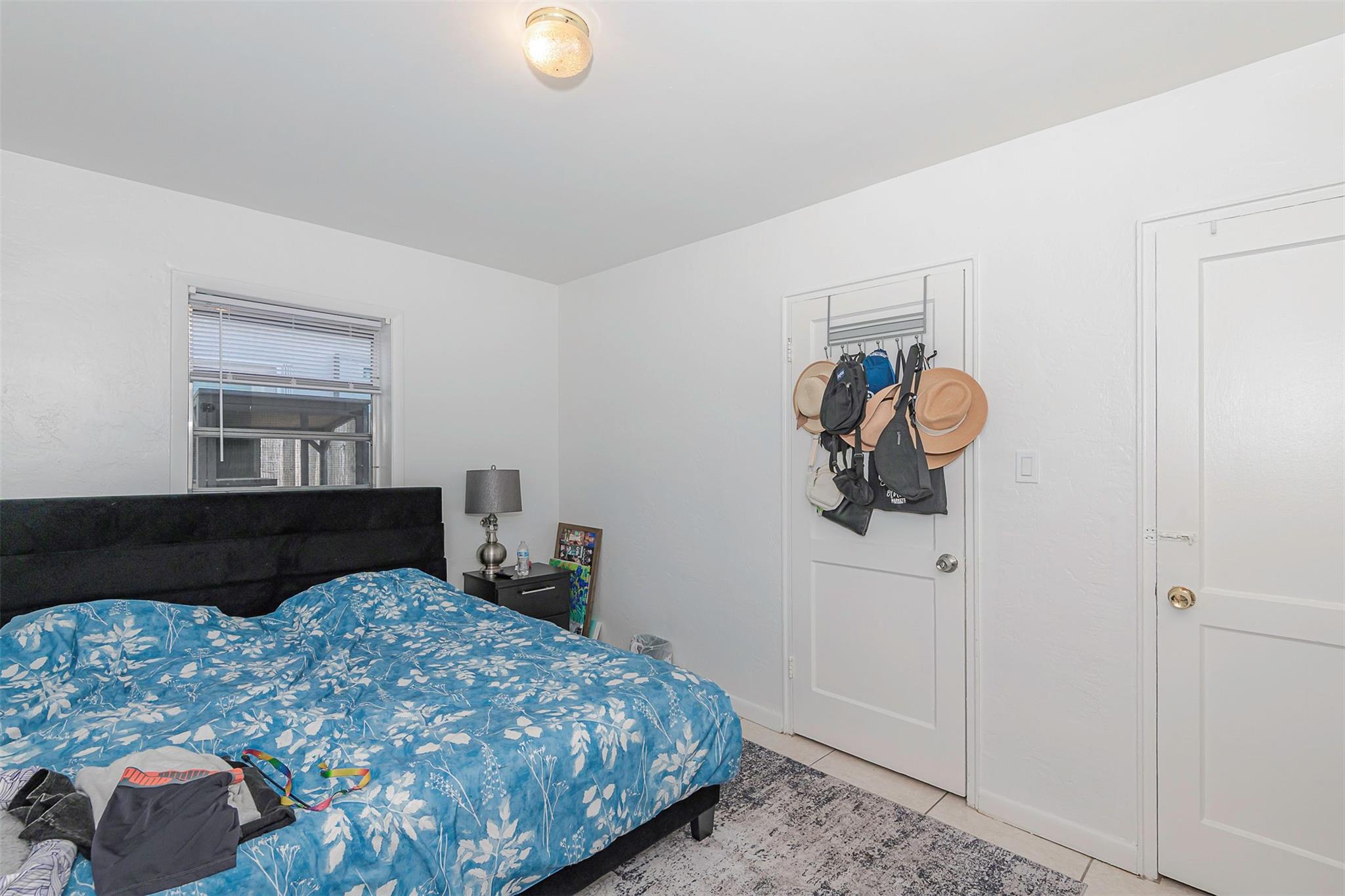 Hollywood Lawns 2-58 B - Residential Income