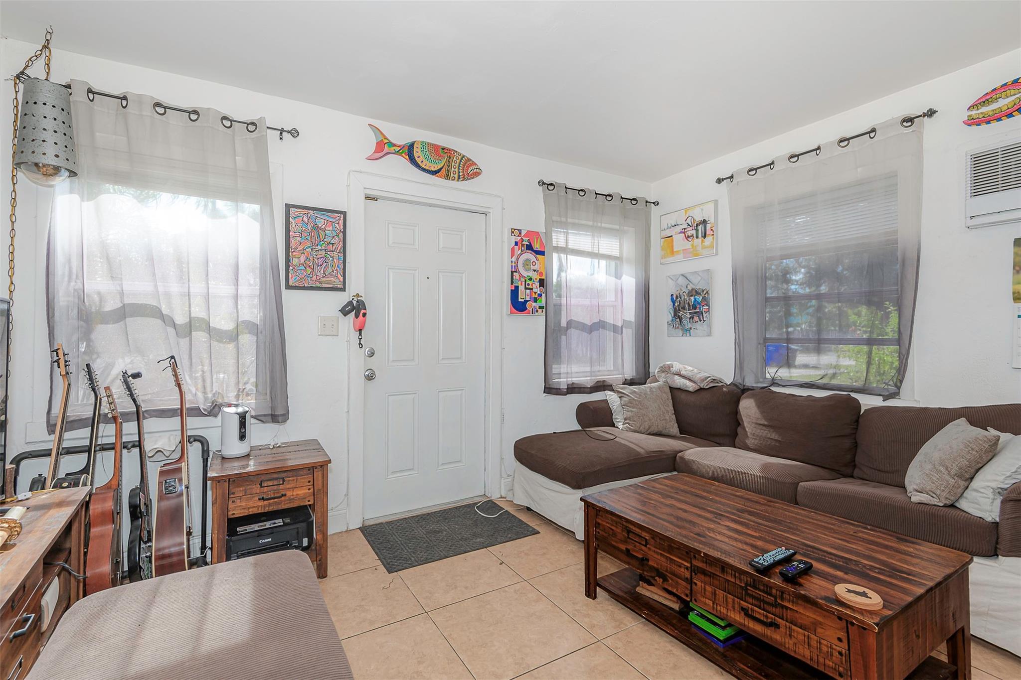 Hollywood Lawns 2-58 B - Residential Income