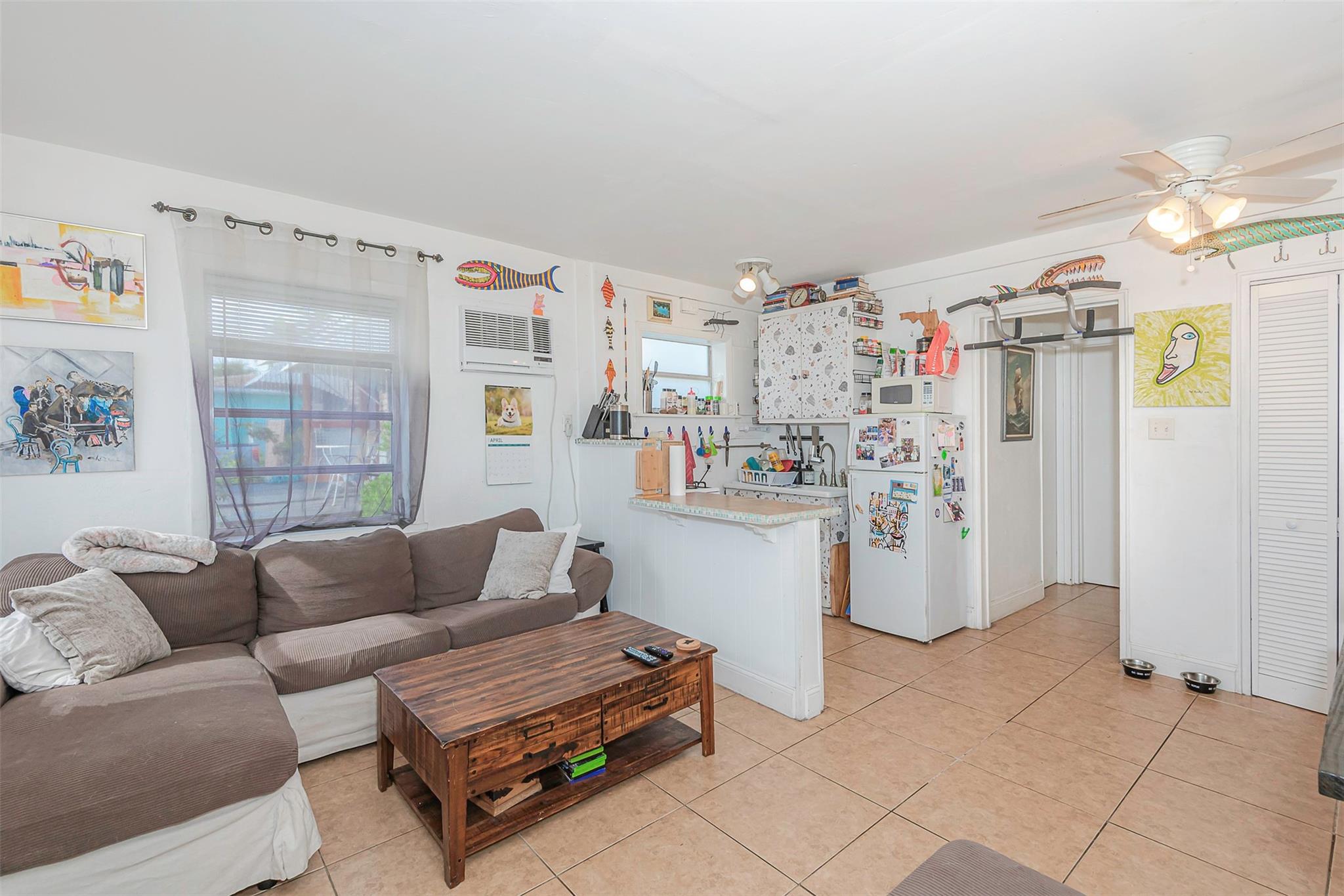 Hollywood Lawns 2-58 B - Residential Income