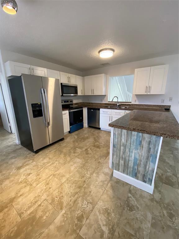 Wedgewood Estates 156-31 - Residential Lease