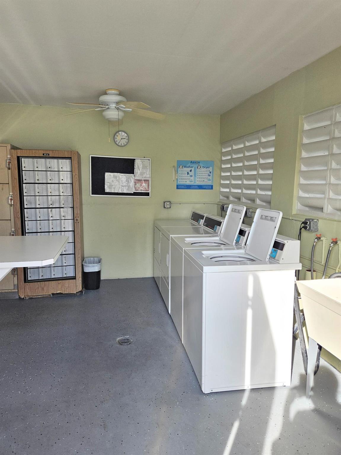 CRESTHAVEN VILLAS 17 COND - Residential