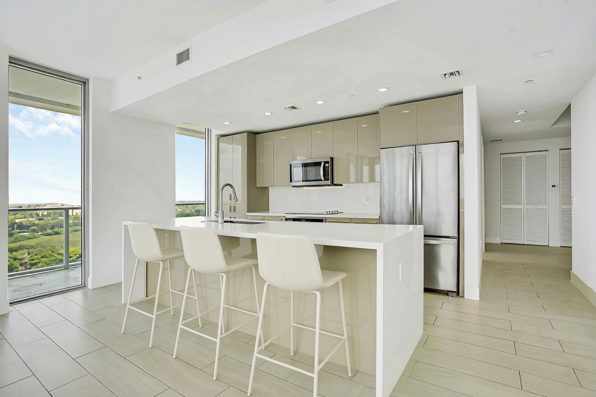 2000 Metropica Way 1503