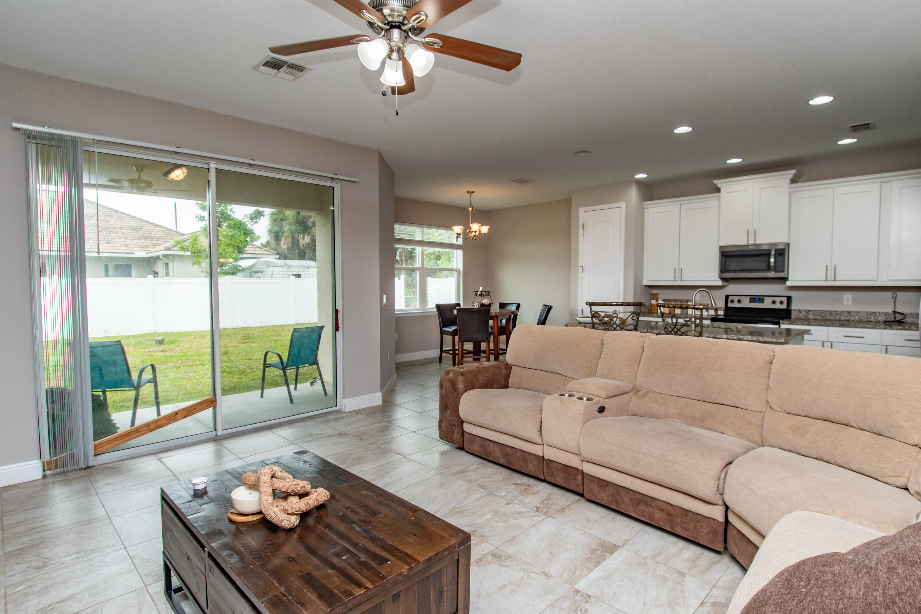 PORT ST LUCIE SECTION 19 - Residential