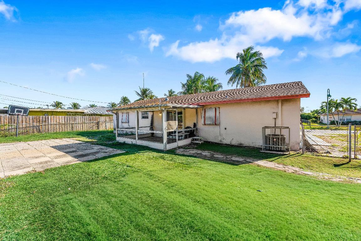 PARK MANOR 1 - Residential