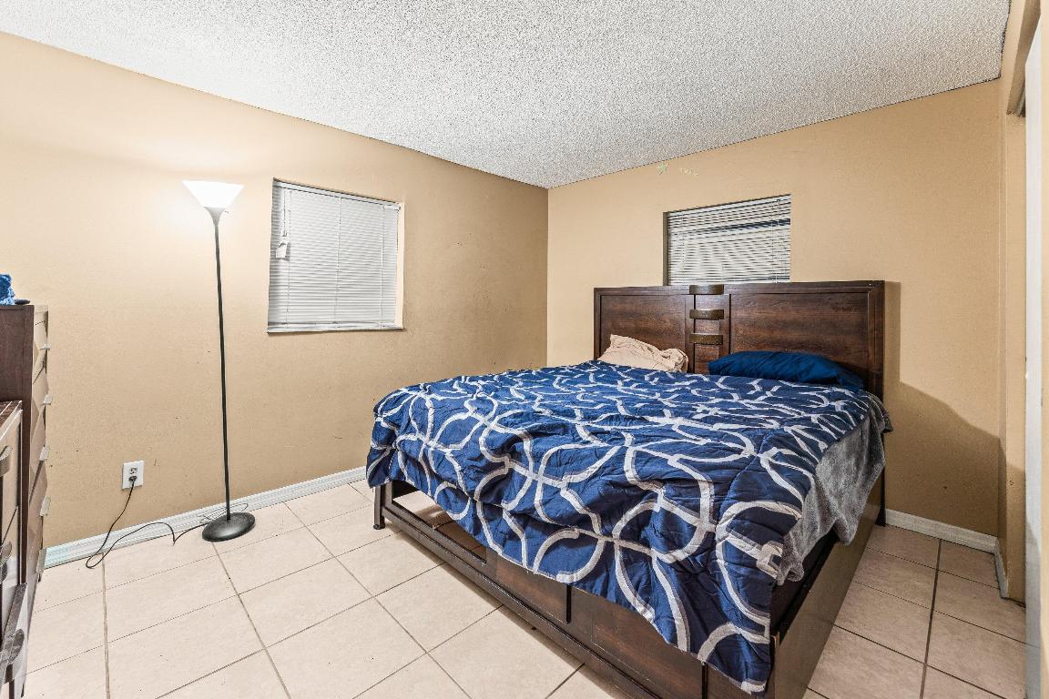 PARK MANOR 1 - Residential