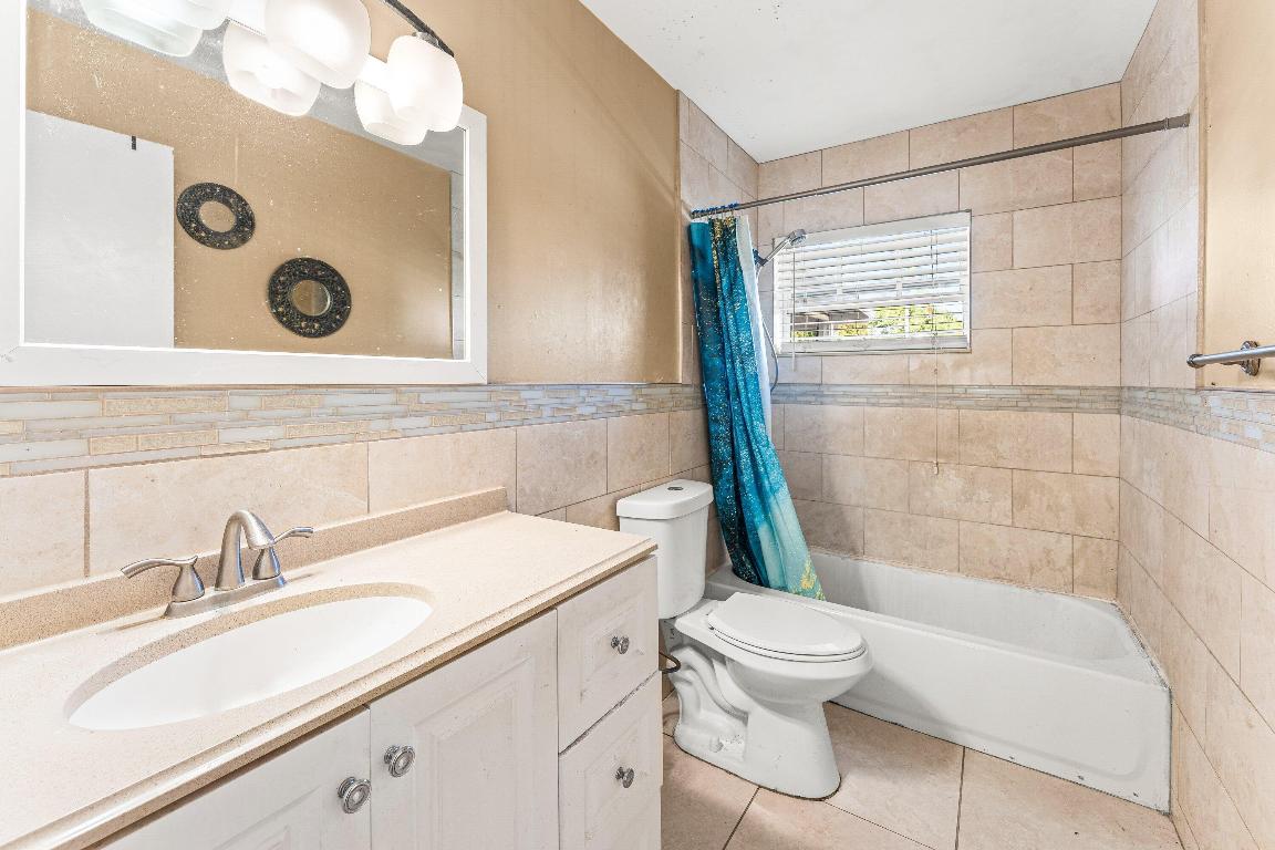 PARK MANOR 1 - Residential