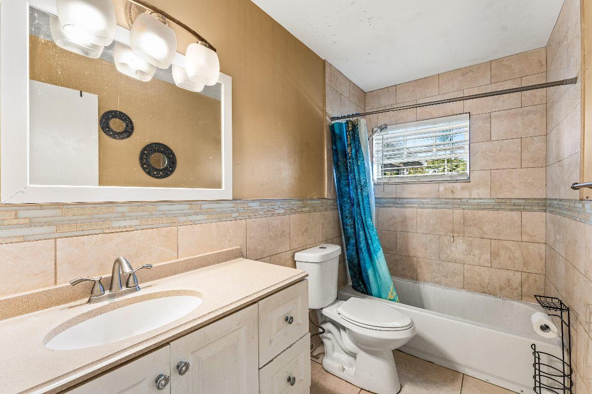 PARK MANOR 1 - Residential