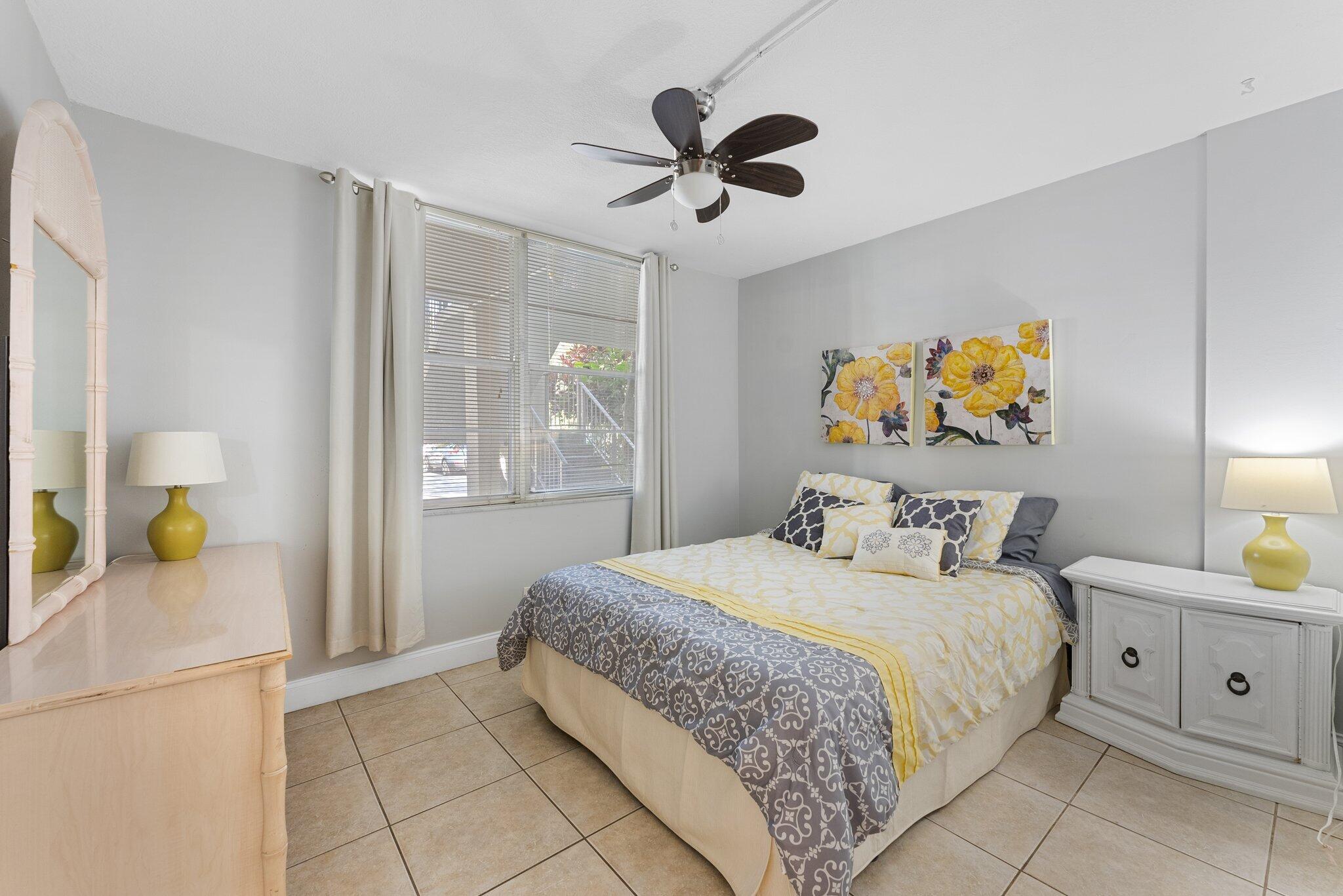 2900 NW 48th Terrace 115