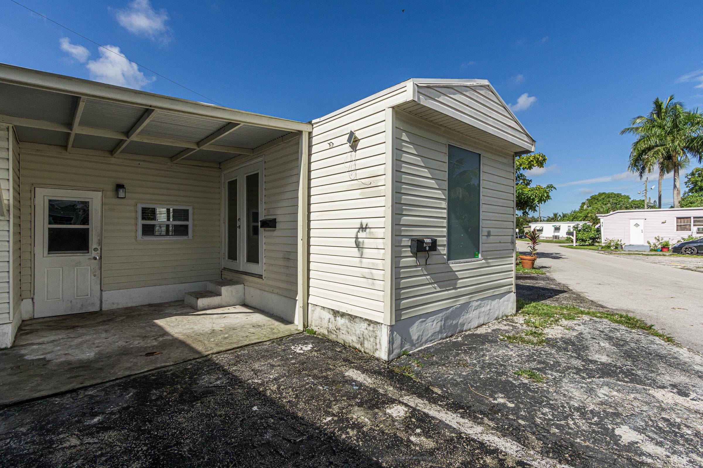2776 NW 29th Place
