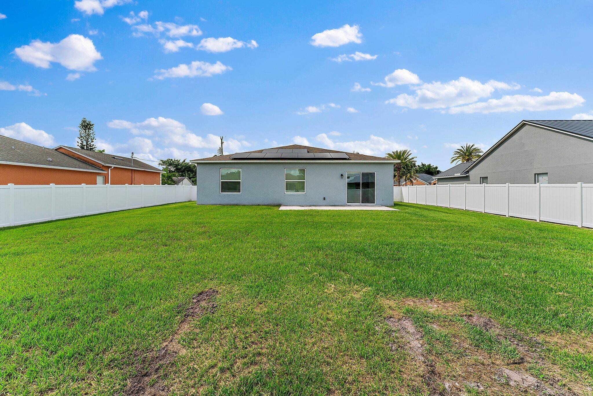 PORT ST LUCIE SECTION 8 - Residential Lease