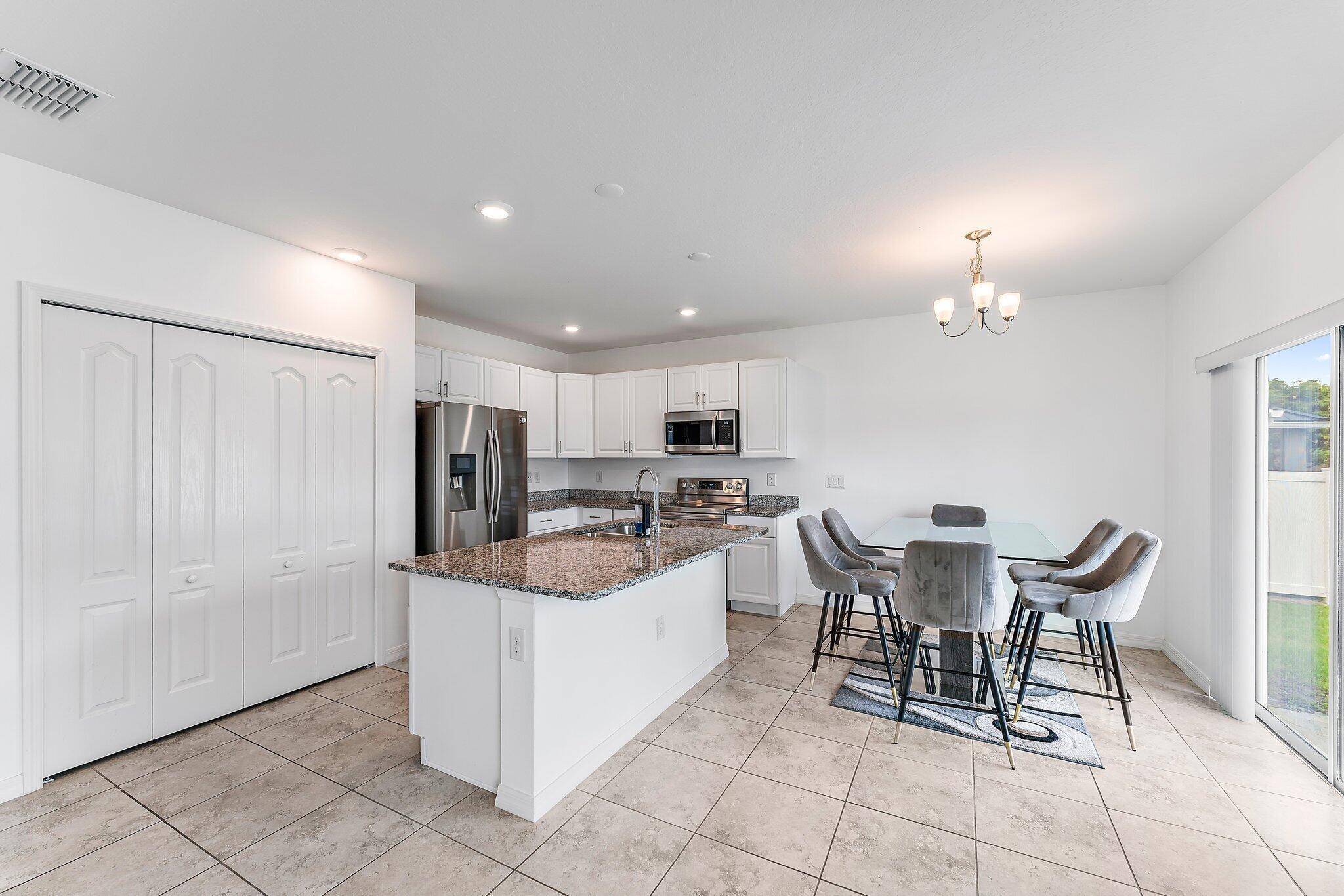 PORT ST LUCIE SECTION 8 - Residential Lease