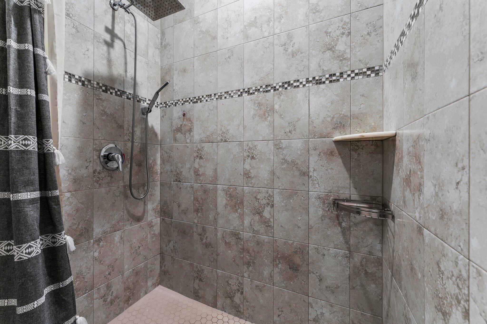 PORT ST LUCIE SECTION 8 - Residential Lease