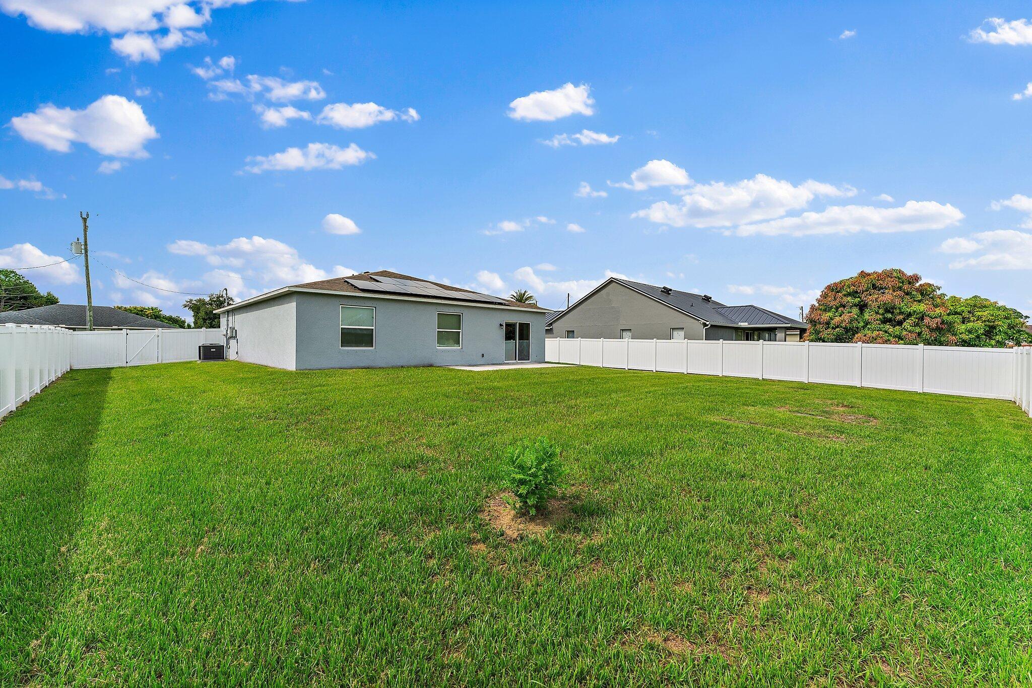 PORT ST LUCIE SECTION 8 - Residential Lease