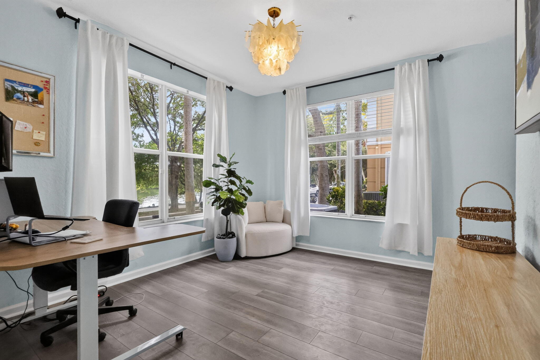 Properties 2899 S GREENLEAF Circle