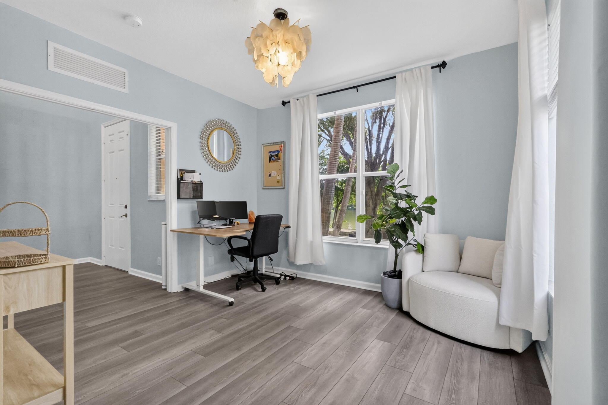Properties 2899 S GREENLEAF Circle