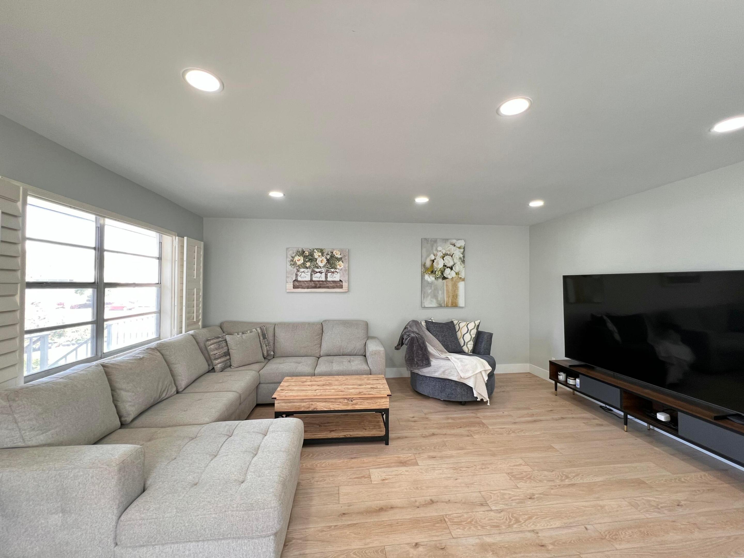 KINGS POINT NORMANDY CONDOS - Residential Lease