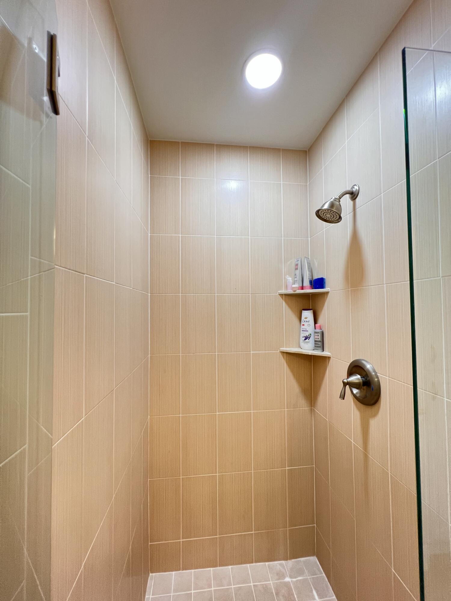 KINGS POINT NORMANDY CONDOS - Residential Lease