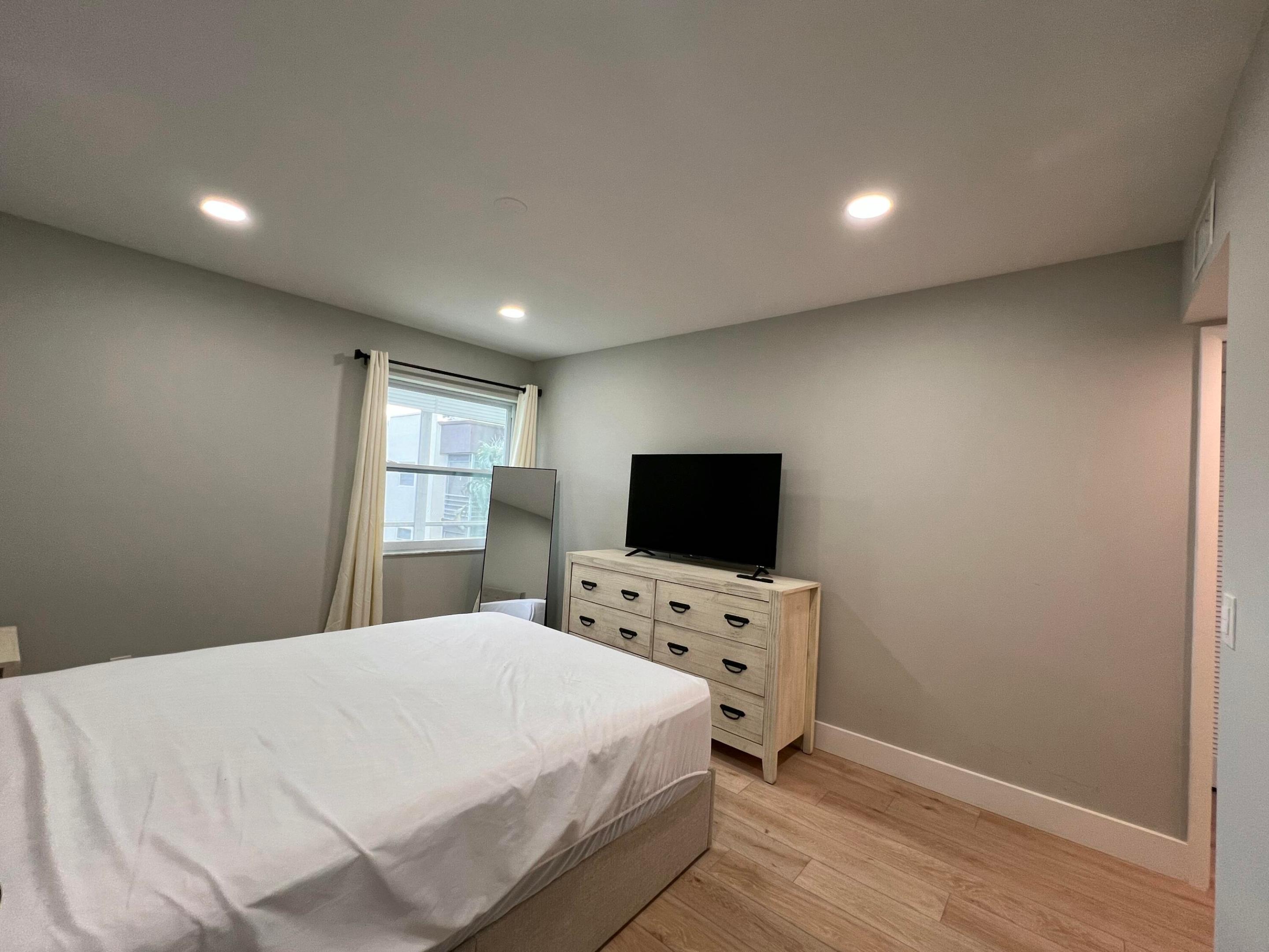 KINGS POINT NORMANDY CONDOS - Residential Lease