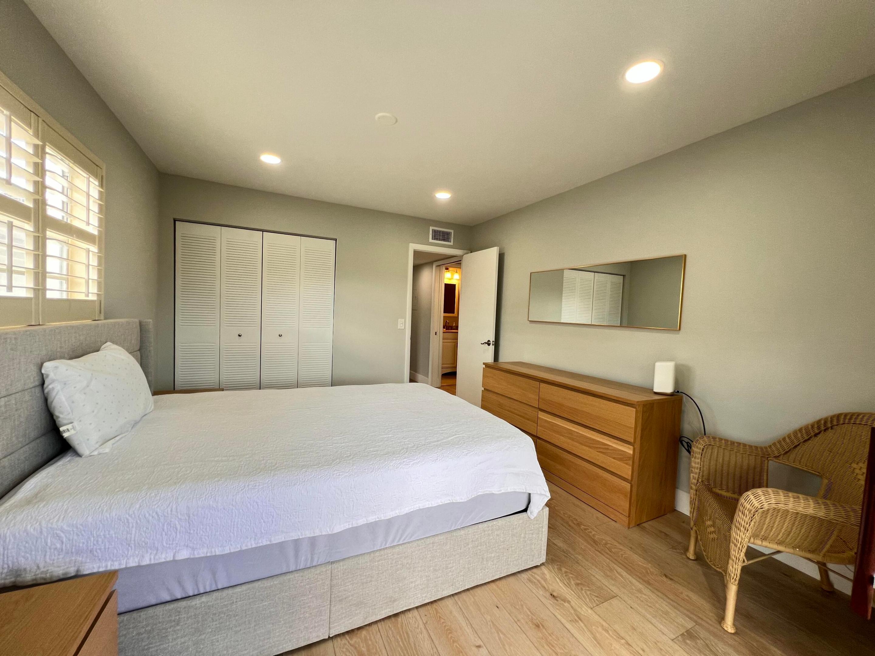 KINGS POINT NORMANDY CONDOS - Residential Lease