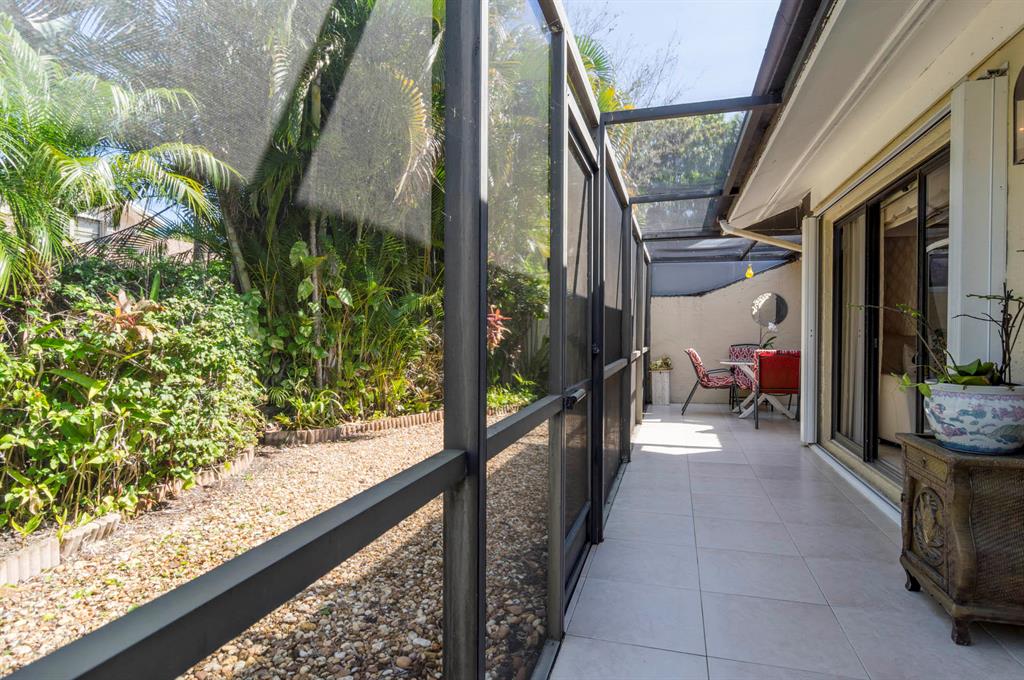 Cape Pointe of Jonathans Landing - Residential