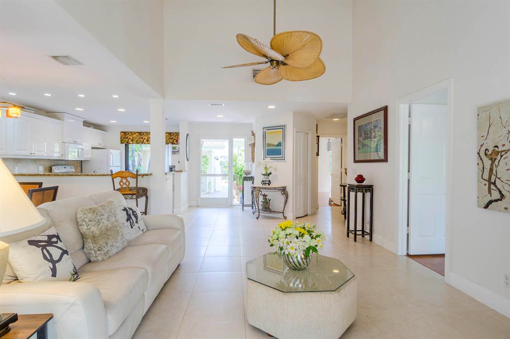 Cape Pointe of Jonathans Landing - Residential