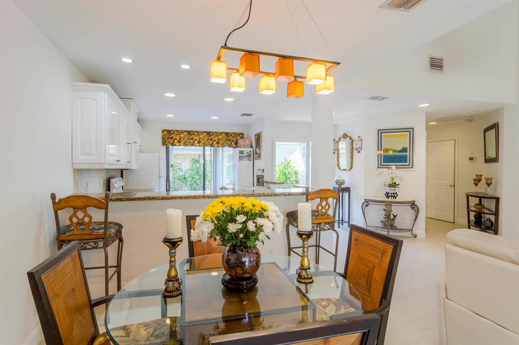 Cape Pointe of Jonathans Landing - Residential