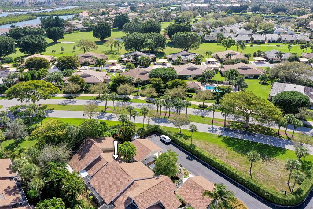 Cape Pointe of Jonathans Landing - Residential
