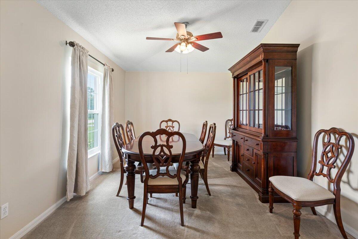 516 SW Crawfish Drive