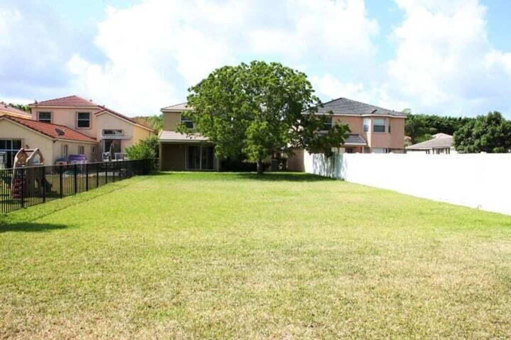 Photo of 9649 Wyeth Court, Wellington, FL 33414 (MLS # B26004901)