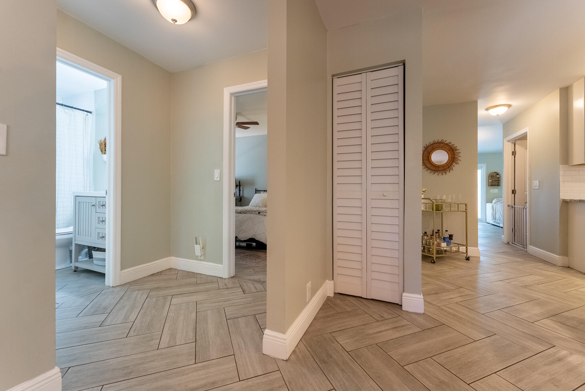 PINE TRAIL EAST - Residential