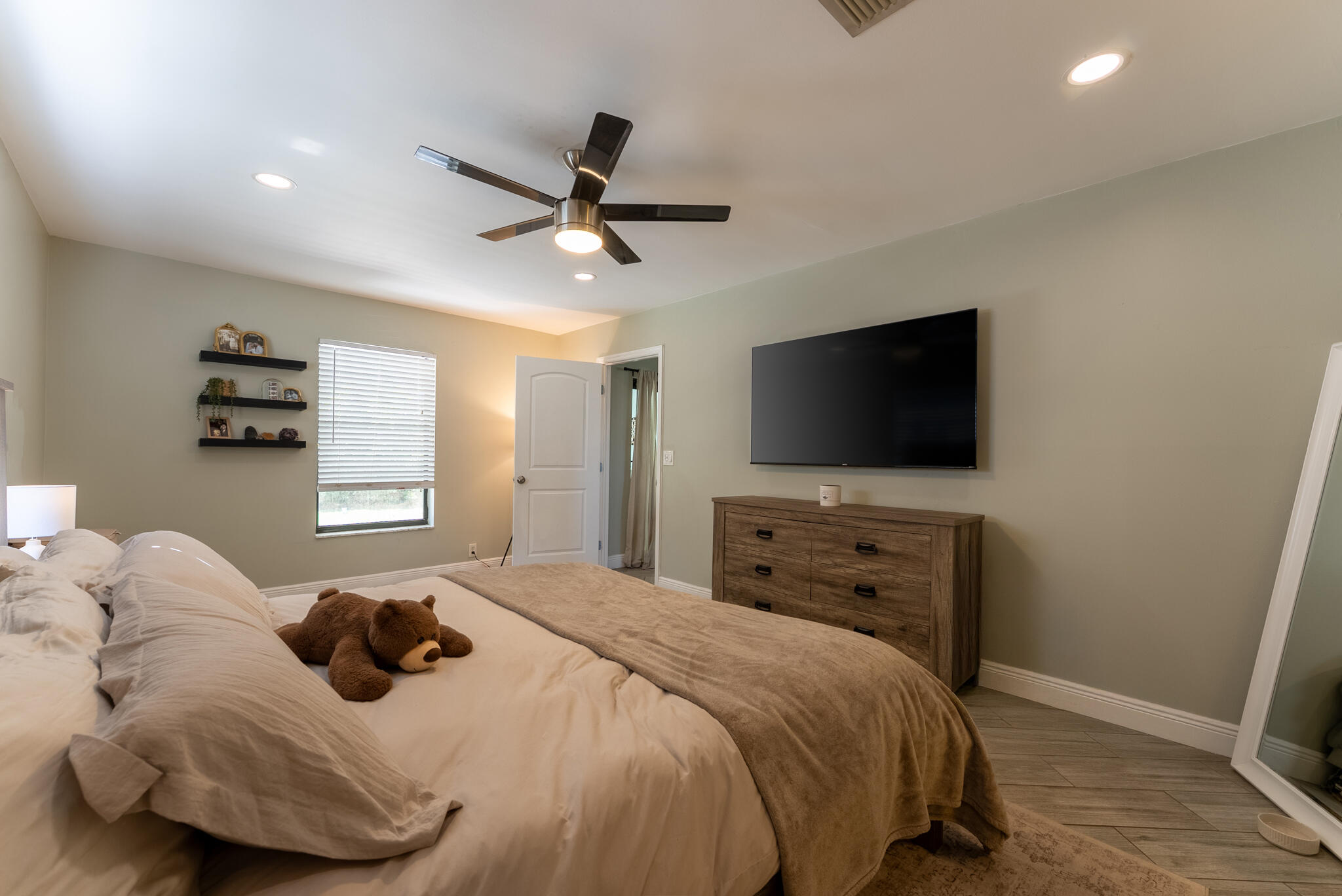 PINE TRAIL EAST - Residential