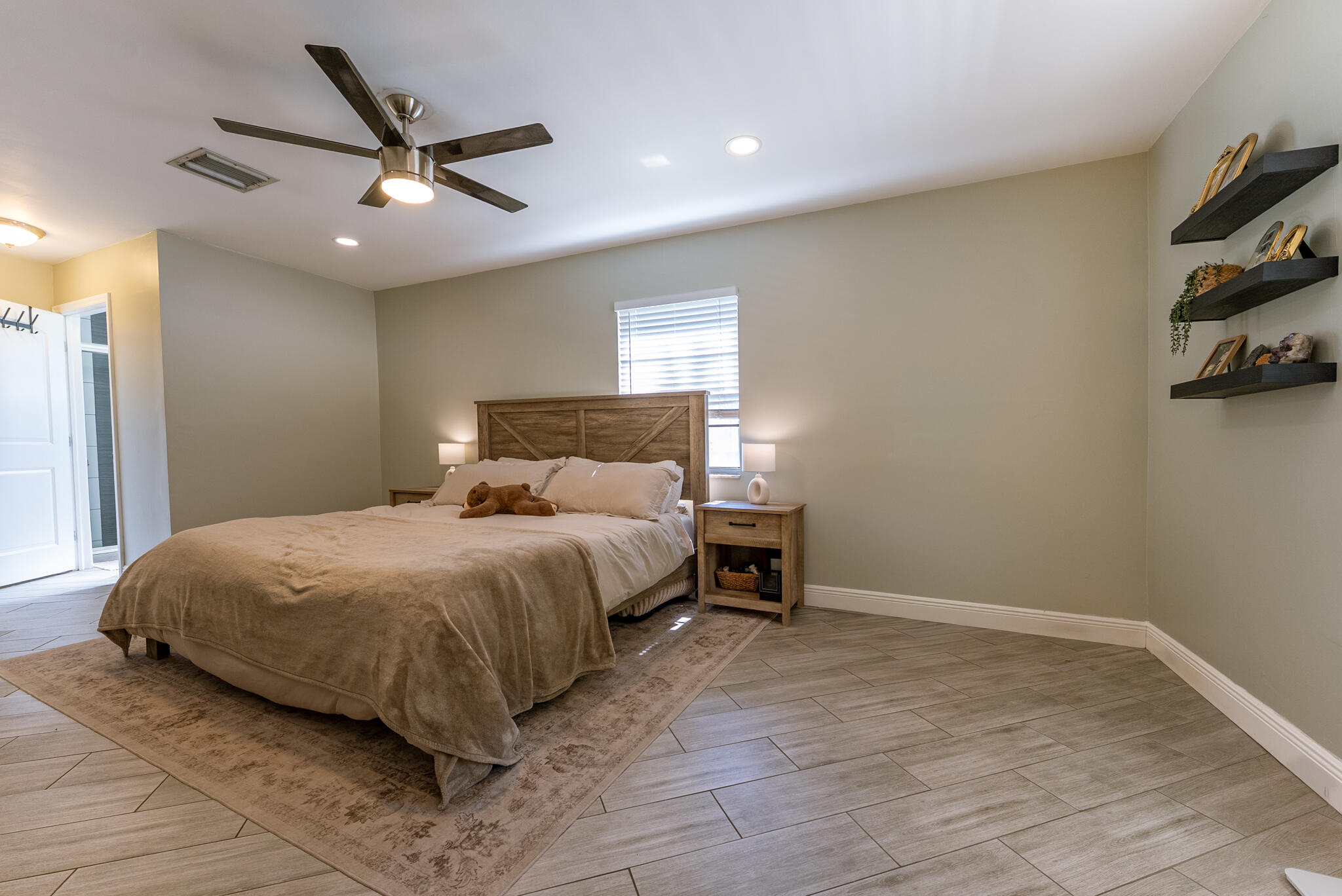 PINE TRAIL EAST - Residential