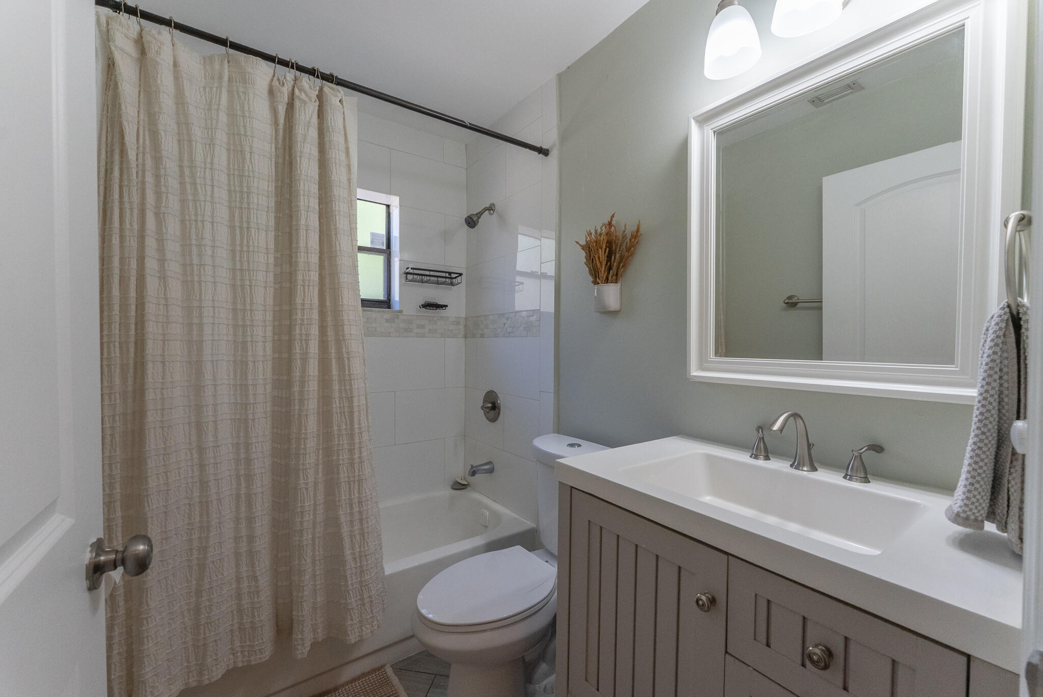 PINE TRAIL EAST - Residential