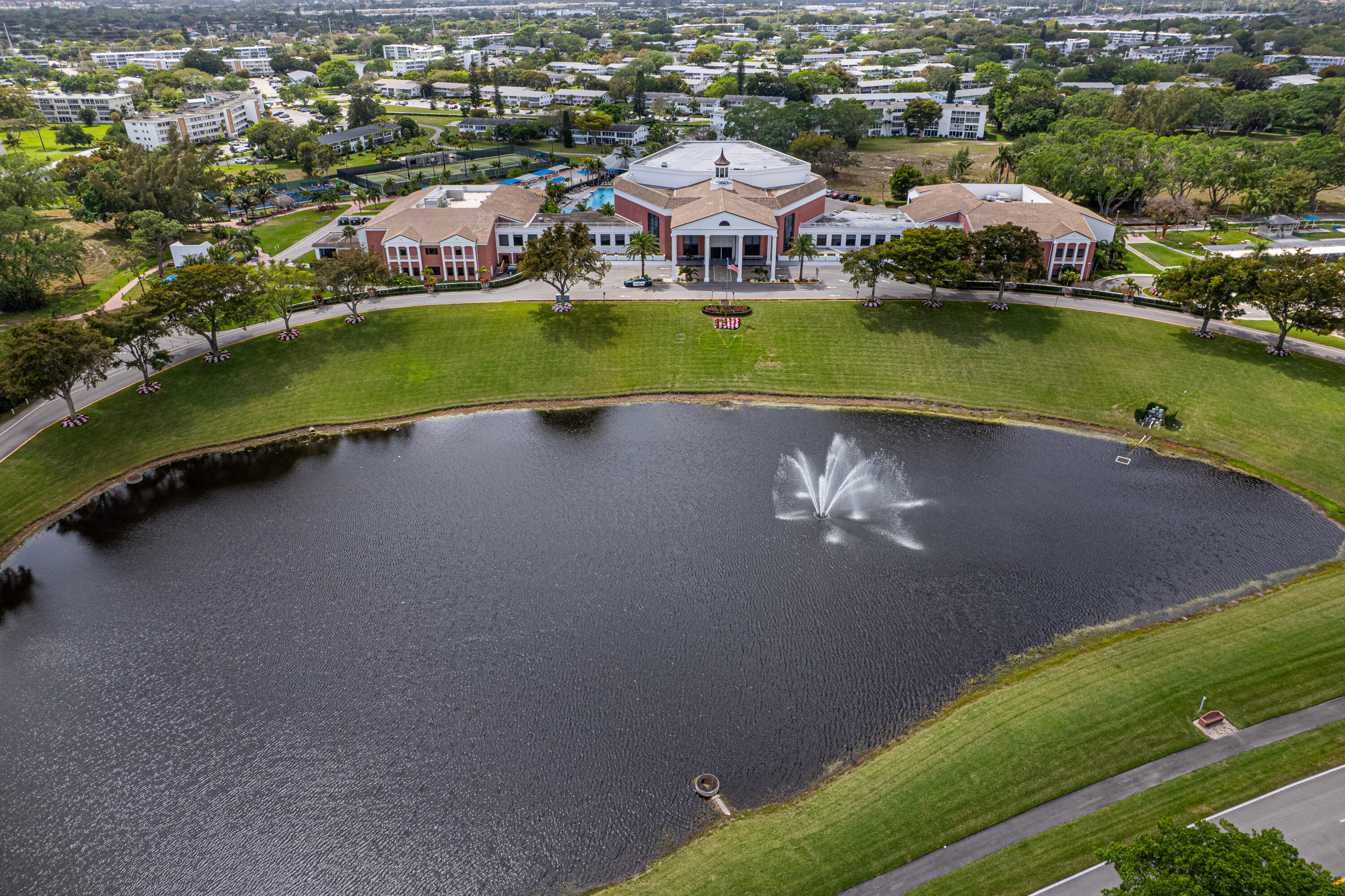 MARKHAM C CONDO - Residential