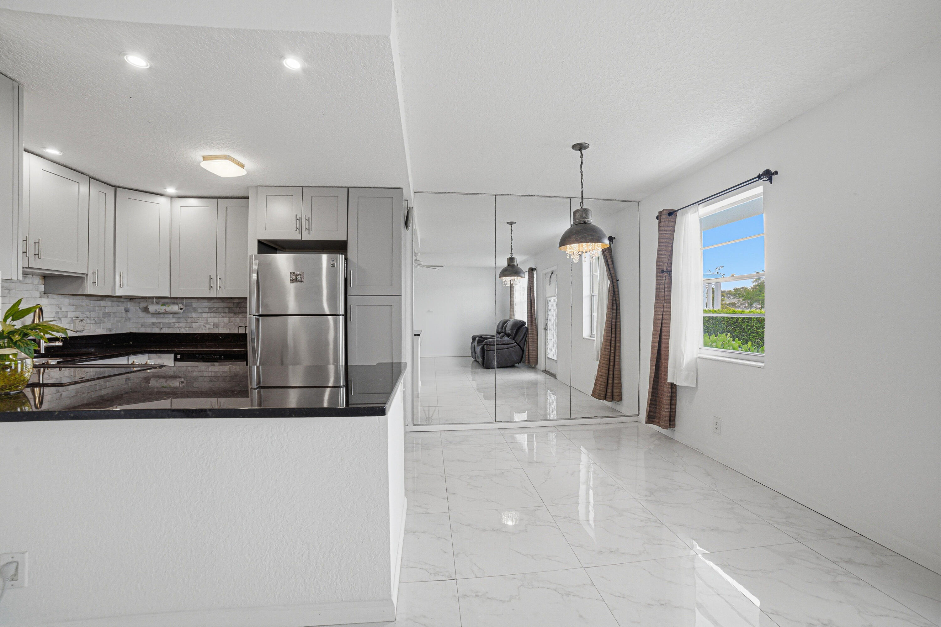 MARKHAM C CONDO - Residential