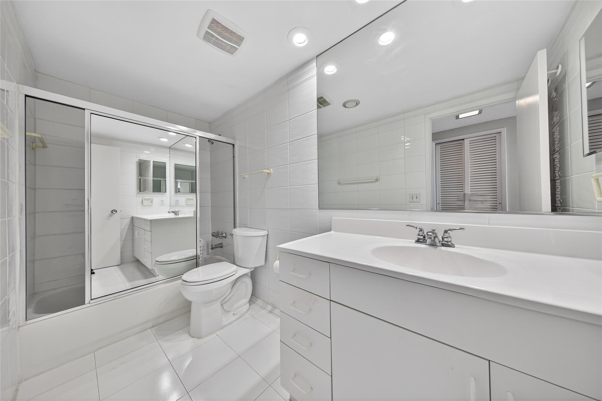 Galt Ocean Club - Residential