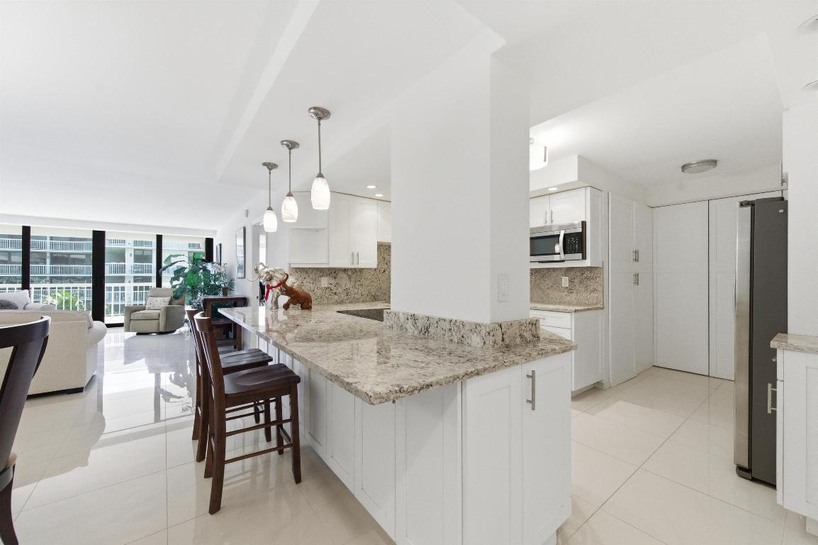 DORCHESTER OF PALM BEACH CONDO - Residential