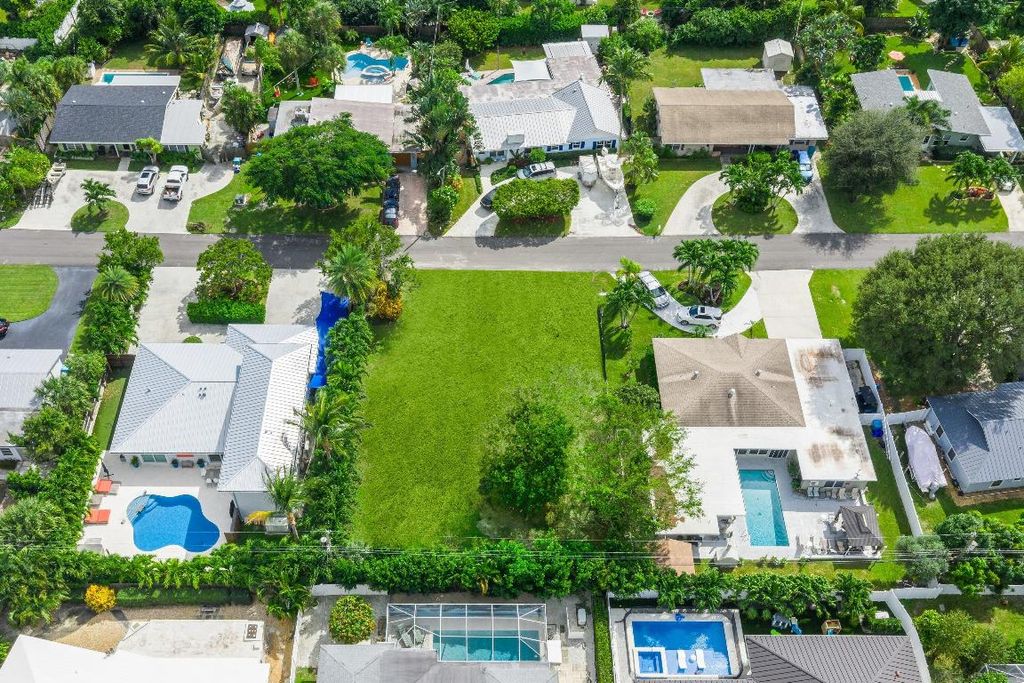 Photo of 925 Sunset Road, Boynton Beach, FL 33435 (MLS # R11134768)